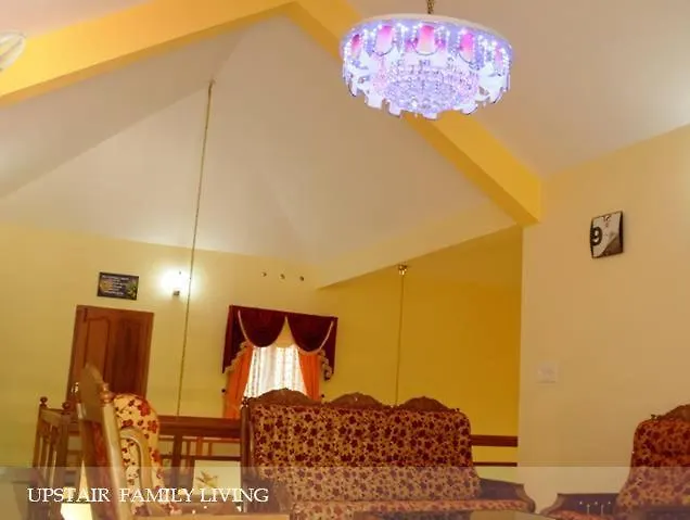 6 Large Bedrooms House At Kottayam Town #812!983!5682 0*,  Indien